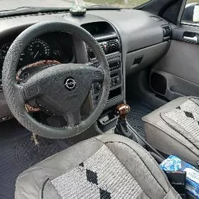 Opel Astra 2001