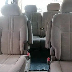 Toyota Sienna 2002