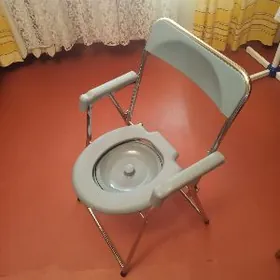 инвалидное санитарное кресло