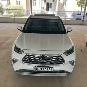 Toyota Highlander 2022