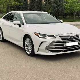 Toyota Avalon 2019