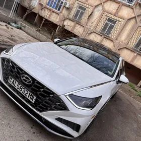 Hyundai Sonata 2021