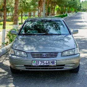 Toyota Camry 1999