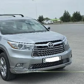 Toyota Highlander 2015