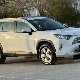 Toyota RAV4 2020