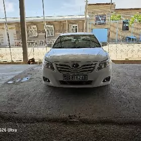 Toyota Camry 2011