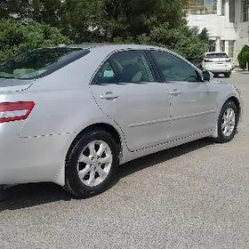 Toyota Camry 2010