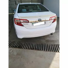 Toyota Camry 2012