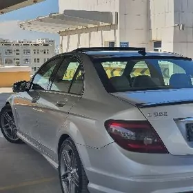 Mercedes-Benz C300 2010