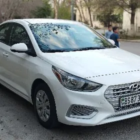 Hyundai Accent 2021