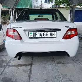 Daewoo Nexia 2010