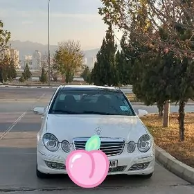 Mercedes-Benz E55 AMG 2000