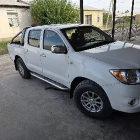 Toyota Hilux 2008