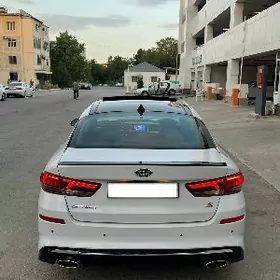 Kia Optima 2019