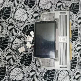 планшет в комплекте