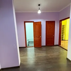 Satlyk 6mkr 3/2 2kom 70m2