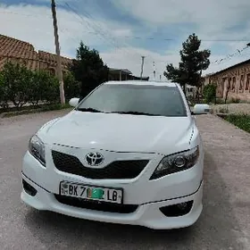 Toyota Camry 2010