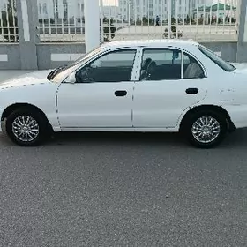 Hyundai Accent 1995