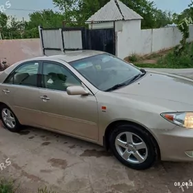 Toyota Camry 2003