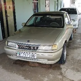 Opel Vectra 1990