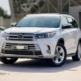 Toyota Highlander 2018