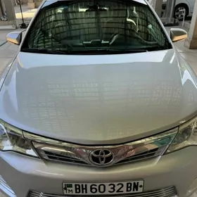 Toyota Camry 2013
