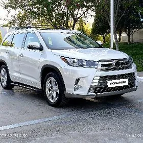 Toyota Highlander 2017