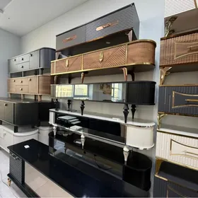 Telewizor potstawkaприставка