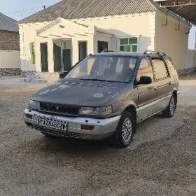 Mitsubishi Nativa 1993