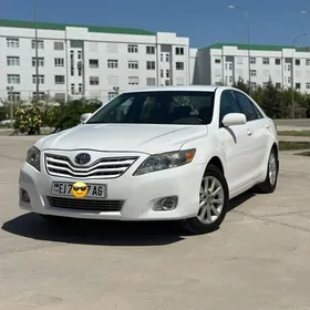 Toyota Camry 2011