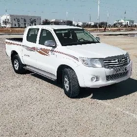 Toyota Hilux 2012