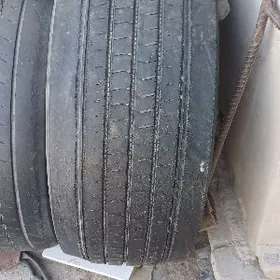 22 5 55 315pilot volvo