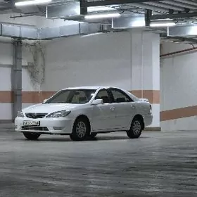 Toyota Camry 2005