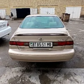 Toyota Camry 1998