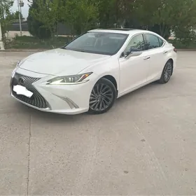 Lexus ES 350 2020