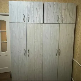 Гардеробный шкаф