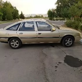 Opel Vectra 1989