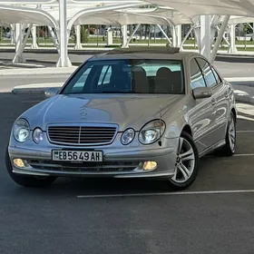 Mercedes-Benz E320 2003