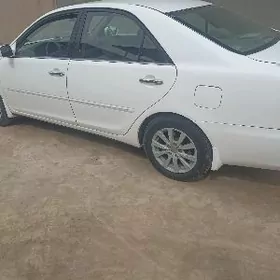 Toyota Camry 2003