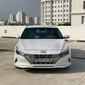 Hyundai Elantra 2021