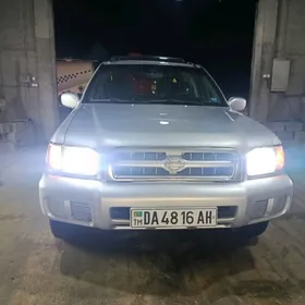 Nissan Pathfinder 2002