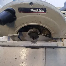 dayra235MAKITA ORIGINAL