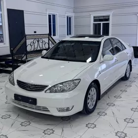 Toyota Camry 2005