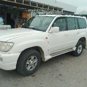 Toyota Land Cruiser 2004