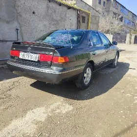 Toyota Camry 2001