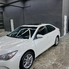 Toyota Camry 2017