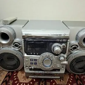 Muzykalnyy sentr Муз. центр