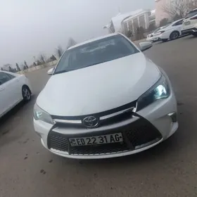 Toyota Camry 2015