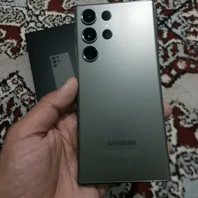 S23 ultra 2 sim 12/256 arginal