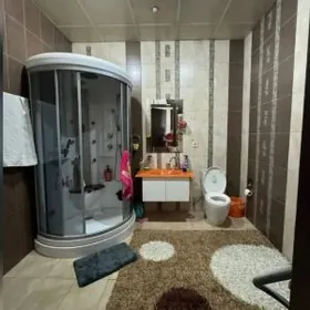 5 комнат элитка